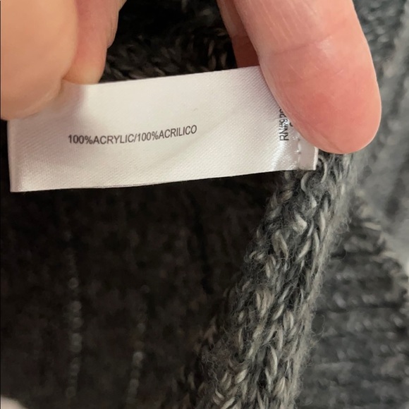 Carolyn Taylor cardigan - Picture 8 of 9